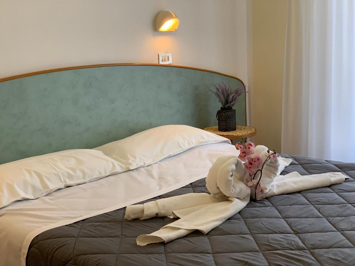 Hotel Palma Benessere ريميني المظهر الخارجي الصورة