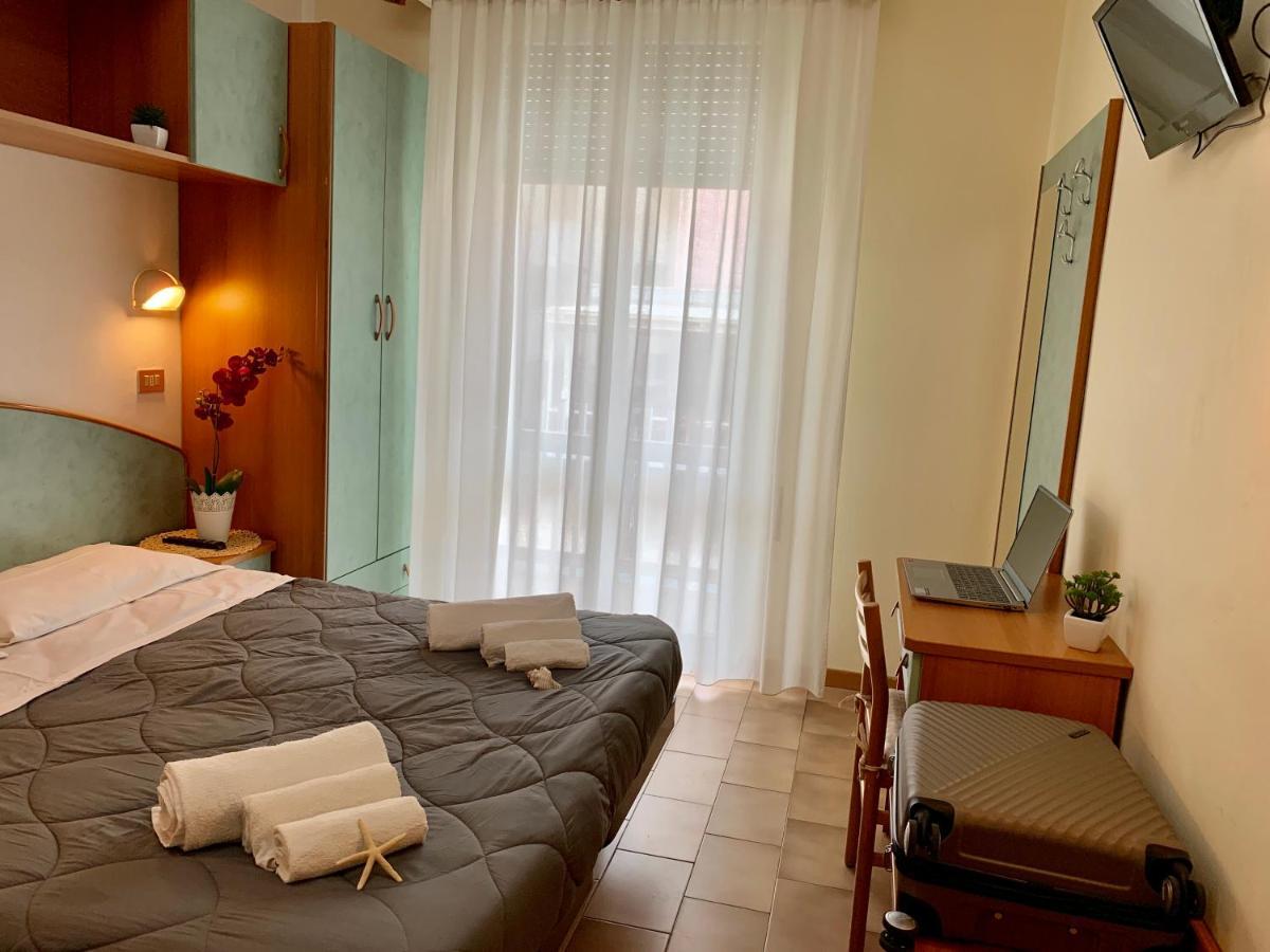 Hotel Palma Benessere ريميني المظهر الخارجي الصورة