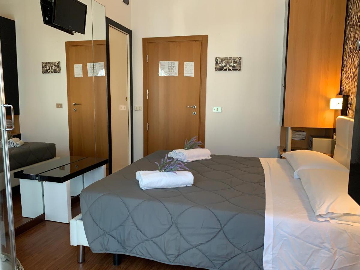 Hotel Palma Benessere ريميني المظهر الخارجي الصورة