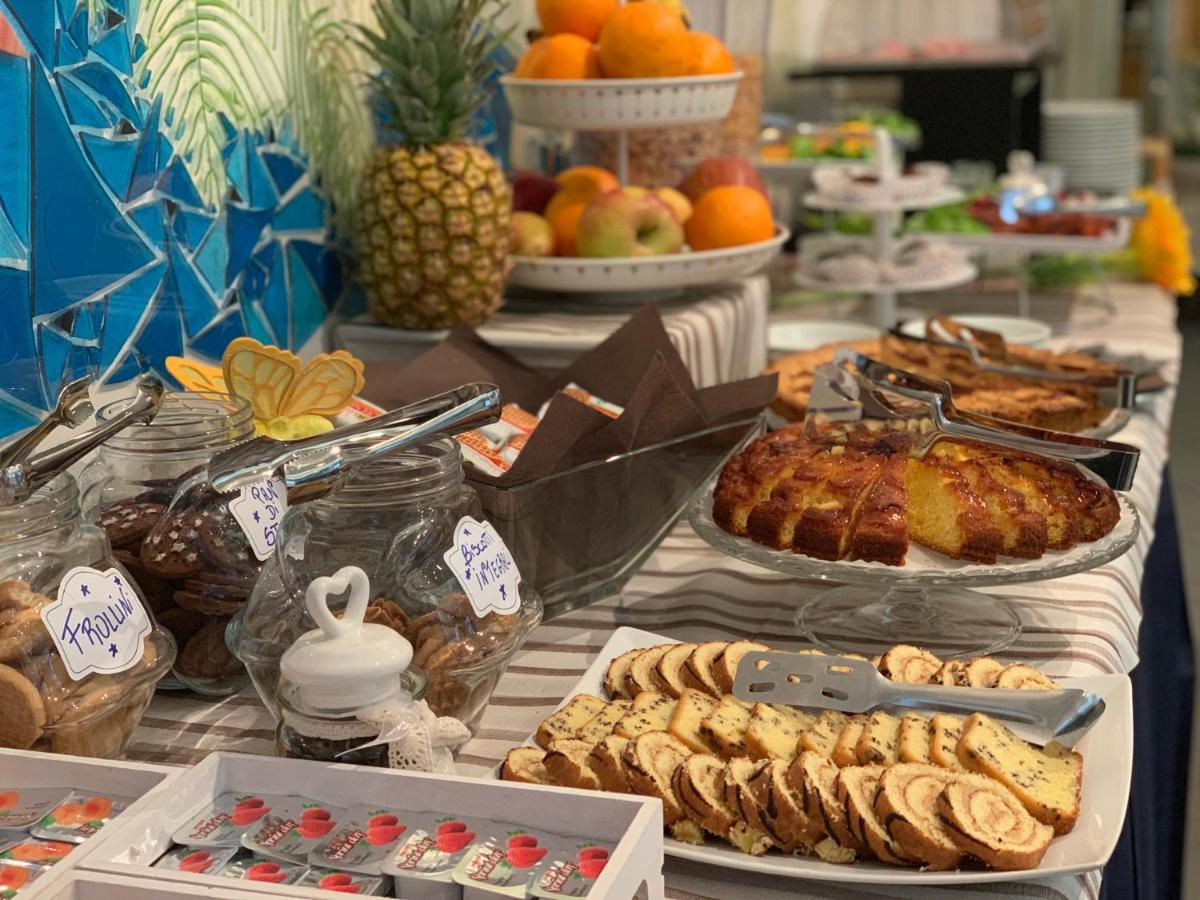 Hotel Palma Benessere ريميني المظهر الخارجي الصورة