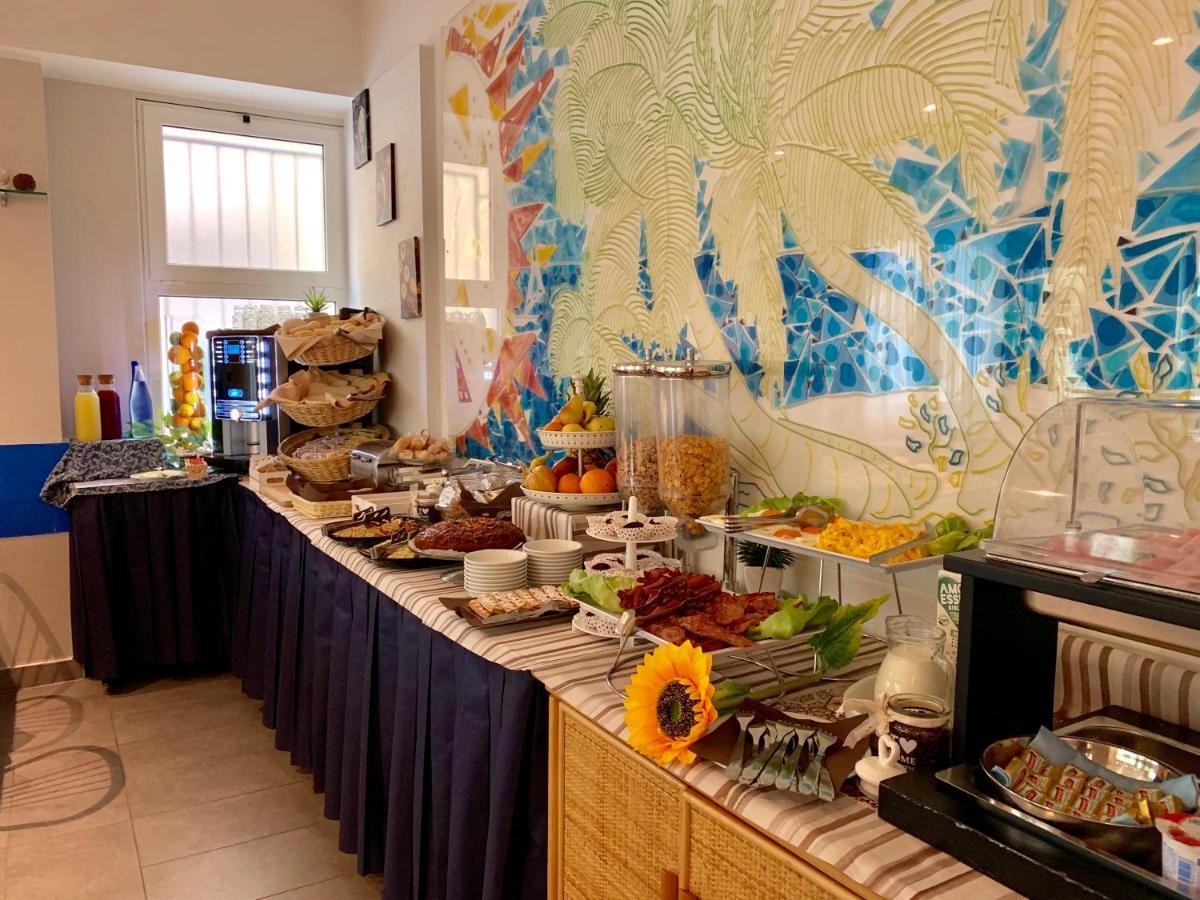 Hotel Palma Benessere ريميني المظهر الخارجي الصورة